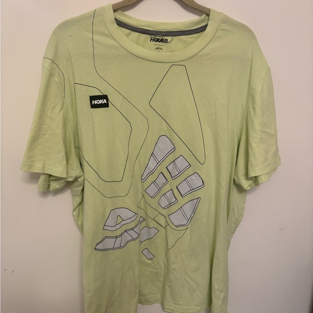 HOKA ONE ONE Graphic Outsole Lifestyle Tee – Lime Green/Citron Gorpcore XL